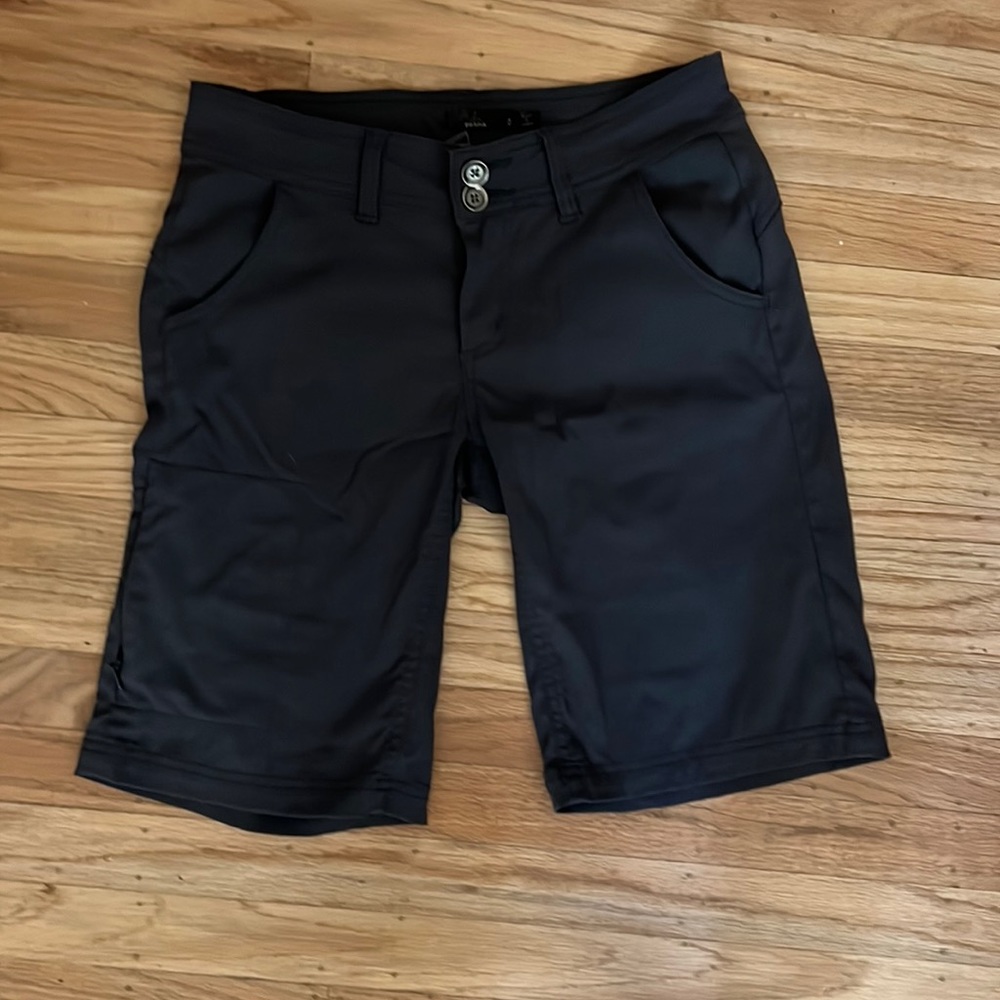 PrAna Halle shorts size 0 in charcoal gray